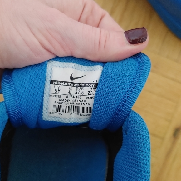 💙 Nike Tennis Classic Premium (GS) Youth 5Y University Blue Sneakers 💙 - Picture 5 of 5